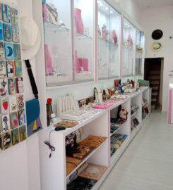 ARTemis Gallery Shop
