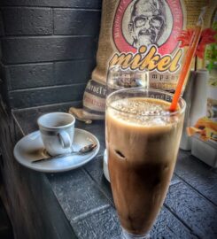 Mikel Coffee (Λευκάδα)