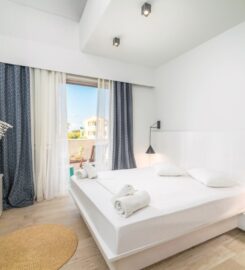 San Giovanni Beach Resort & Suites